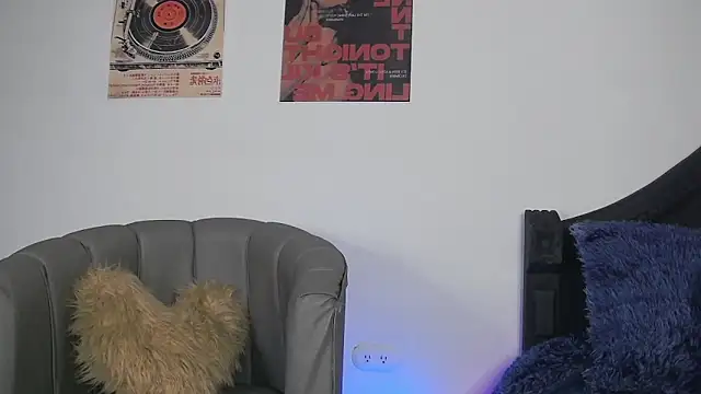 CoralieBronson online show from 02-10-26, 09:08