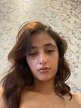 Snapshot of AriaXFlirt chatting on 11-16-25, 09:04 AriaXFlirt online show from 11-16-25, 09:04