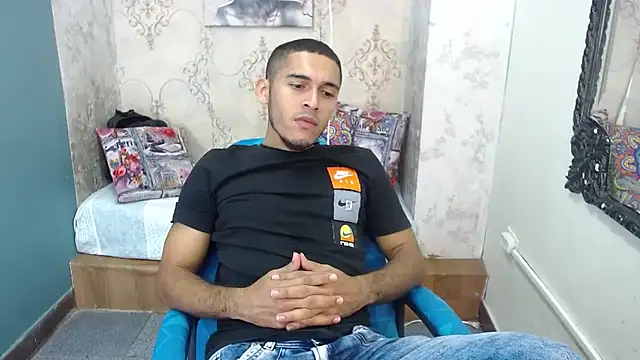 Derek Storm  online show from 09-26-25, 02:48