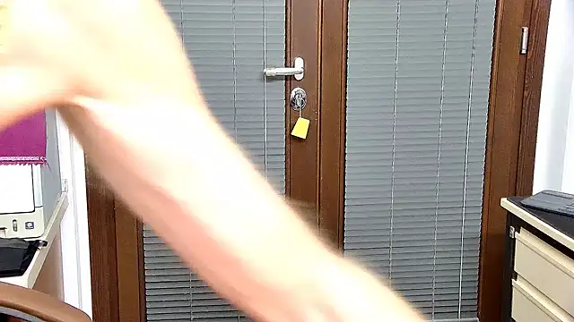 ROBY SWEETHOT online show from 10-22-25, 09:36