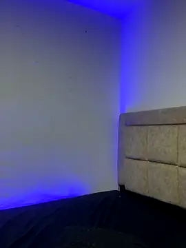 Snapshot of EmilyNoir1 chatting on 11-03-25, 11:26 EmilyNoir1 online show from 11-03-25, 11:26