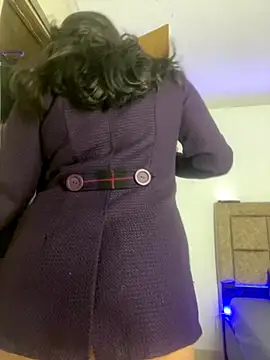 Snapshot of EmilyNoir1 chatting on 12-16-25, 12:15 EmilyNoir1 online show from 12-16-25, 12:15