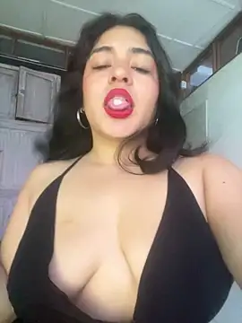EmilyNoir1 online show from 05-24-26, 10:53