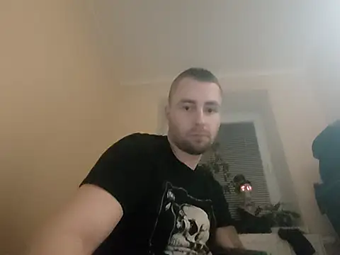 Snapshot of Vladyslav30 chatting on 11-26-25, 01:28 Vladyslav30 online show from 11-26-25, 01:28