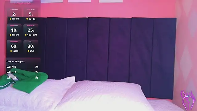 MySugarmoomy online show from 04-10-26, 02:50