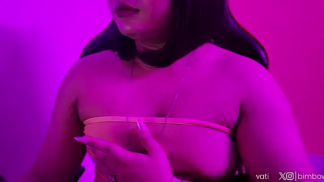 Snapshot of Bimbowati chatting on 05-25-26, 04:24 Bimbowati online show from 05-25-26, 04:24