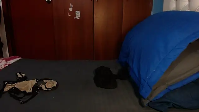 SamiBoobsxx online show from 12-19-25, 01:29