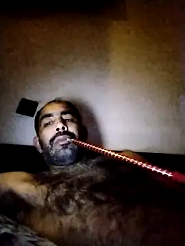 Snapshot of salimbasha chatting on 10-10-25, 03:16 salimbasha online show from 10-10-25, 03:16