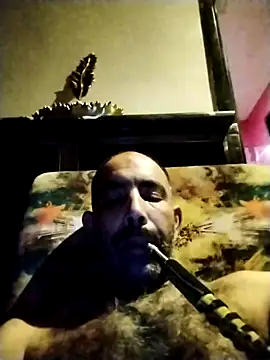 Snapshot of salimbasha chatting on 10-19-25, 02:12 salimbasha online show from 10-19-25, 02:12