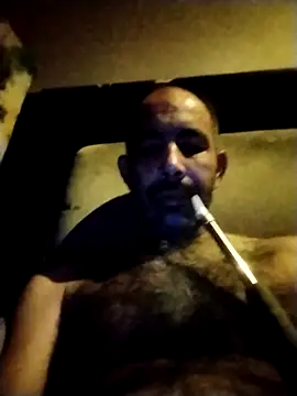 Snapshot of salimbasha chatting on 11-10-25, 03:27 salimbasha online show from 11-10-25, 03:27