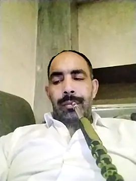 Snapshot of salimbasha chatting on 12-16-25, 10:15 salimbasha online show from 12-16-25, 10:15