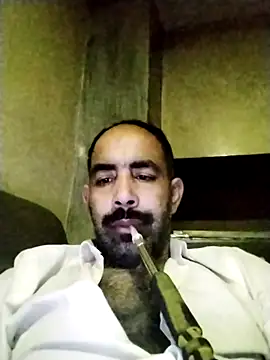 Snapshot of salimbasha chatting on 12-17-25, 10:49 salimbasha online show from 12-17-25, 10:49