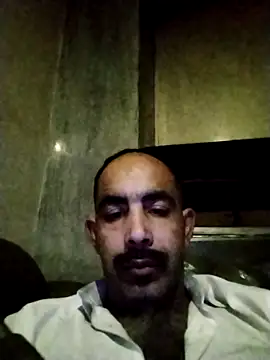 Snapshot of salimbasha chatting on 01-08-26, 02:36 salimbasha online show from 01-08-26, 02:36