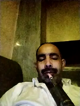 Snapshot of salimbasha chatting on 01-19-26, 12:14 salimbasha online show from 01-19-26, 12:14