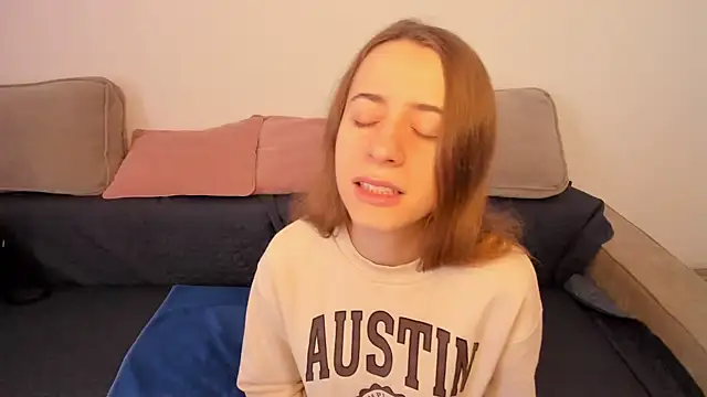 alisaakiss online show from 02-11-26, 06:29