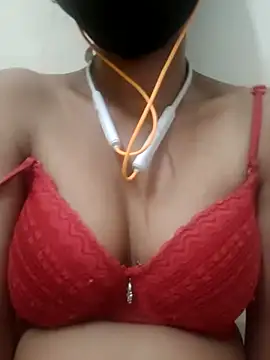 Snapshot of Tamil_Anushya chatting on 09-25-25, 08:40 Tamil Anushya online show from 09-25-25, 08:40