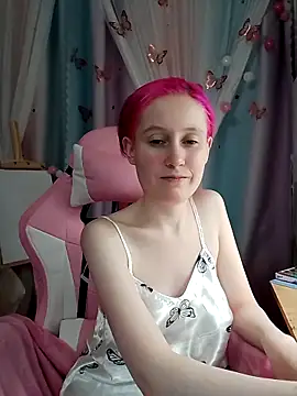 Fuzzy Unicorn online show from 11-21-25, 07:34