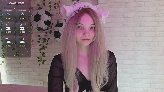 AnimeAlica18 online show from 07-10-26, 03:44