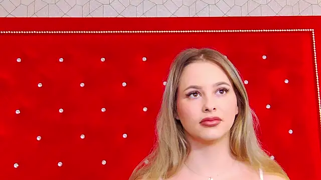 Ellsa Jean  online show from 11-19-25, 03:28