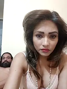 zoyarathore online show from 12-18-25, 04:35