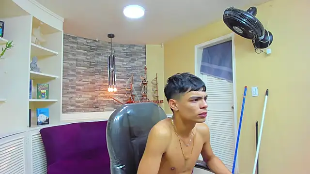 Brownie Lovers online show from 10-15-25, 10:48