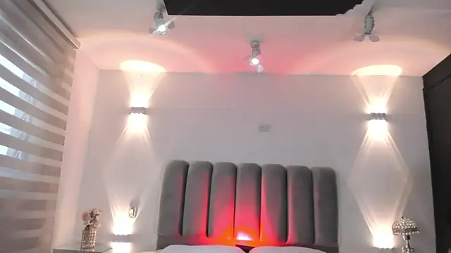 Snapshot of AlliceLover chatting on 04-08-26, 12:05 AlliceLover online show from 04-08-26, 12:05