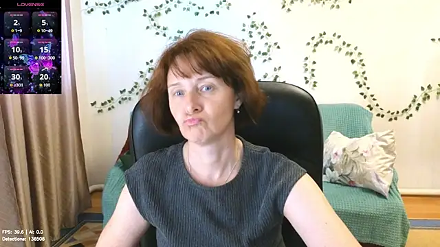 Snapshot of Lia_Tito chatting on 06-30-26, 01:01 Lia Tito online show from 06-30-26, 01:01