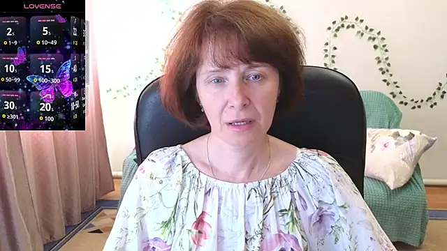 Snapshot of Lia_Tito chatting on 07-09-26, 06:28 Lia Tito online show from 07-09-26, 06:28