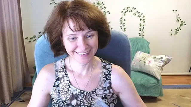 Snapshot of Lia_Tito chatting on 07-28-26, 03:32 Lia Tito online show from 07-28-26, 03:32