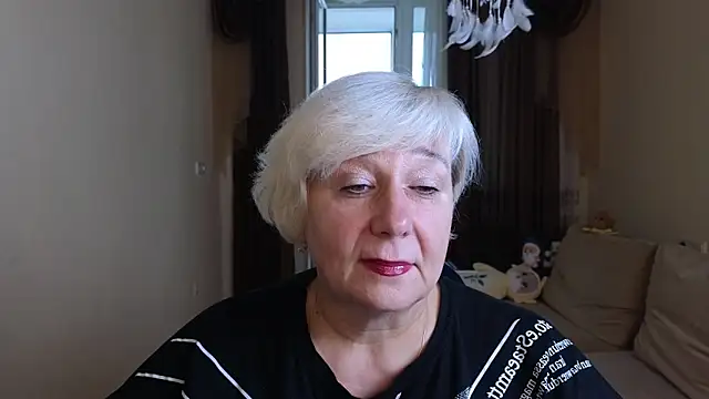 Milana Milky online show from 10-19-25, 06:03