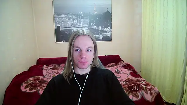 Snapshot of AdamDickens chatting on 02-25-26, 06:28 AdamDickens online show from 02-25-26, 06:28