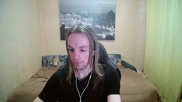 Snapshot of AdamDickens chatting on 03-31-26, 06:19 AdamDickens online show from 03-31-26, 06:19