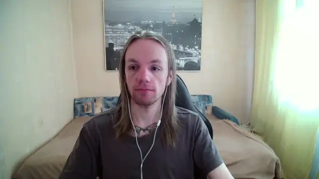 Snapshot of AdamDickens chatting on 04-04-26, 09:40 AdamDickens online show from 04-04-26, 09:40