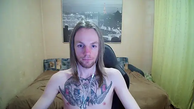 Snapshot of AdamDickens chatting on 04-09-26, 12:21 AdamDickens online show from 04-09-26, 12:21