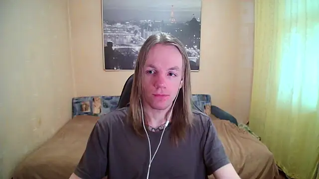 Snapshot of AdamDickens chatting on 04-15-26, 02:29 AdamDickens online show from 04-15-26, 02:29