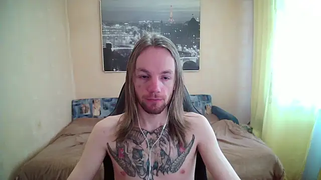 Snapshot of AdamDickens chatting on 05-05-26, 12:13 AdamDickens online show from 05-05-26, 12:13