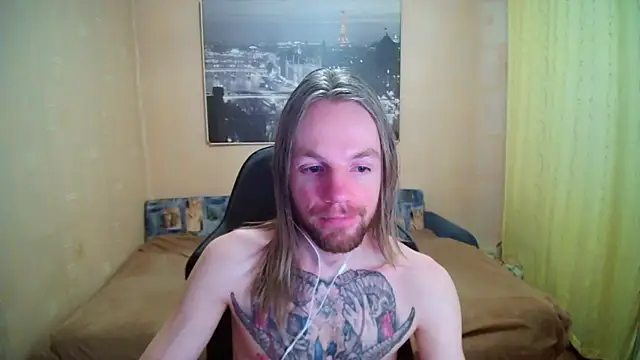 Snapshot of AdamDickens chatting on 05-20-26, 10:38 AdamDickens online show from 05-20-26, 10:38