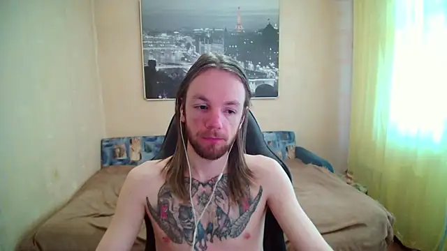 Snapshot of AdamDickens chatting on 05-21-26, 12:01 AdamDickens online show from 05-21-26, 12:01