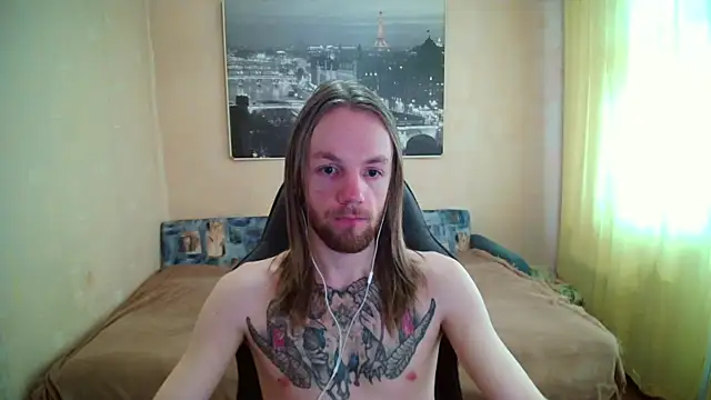 Snapshot of AdamDickens chatting on 05-22-26, 03:06 AdamDickens online show from 05-22-26, 03:06