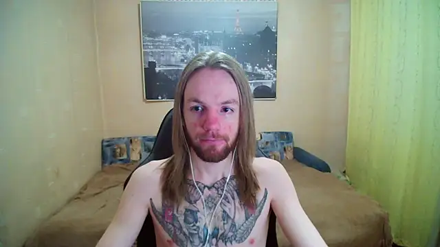 Snapshot of AdamDickens chatting on 05-28-26, 08:06 AdamDickens online show from 05-28-26, 08:06