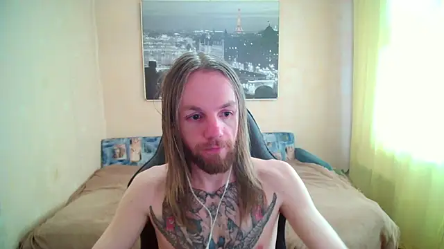Snapshot of AdamDickens chatting on 06-18-26, 08:03 AdamDickens online show from 06-18-26, 08:03