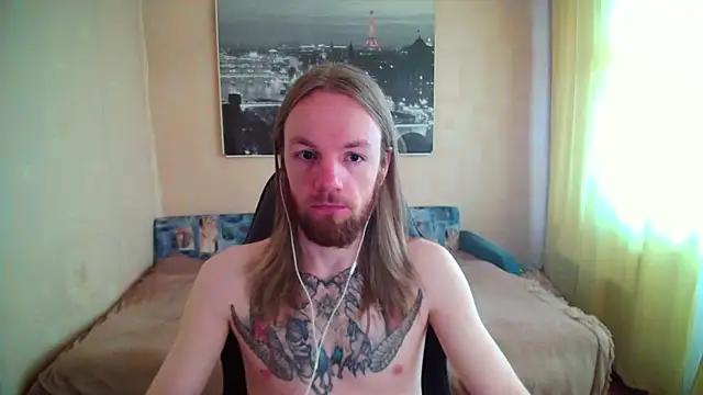 Snapshot of AdamDickens chatting on 06-26-26, 01:48 AdamDickens online show from 06-26-26, 01:48