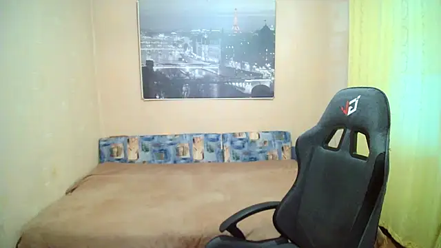 Snapshot of AdamDickens chatting on 07-16-26, 12:49 AdamDickens online show from 07-16-26, 12:49