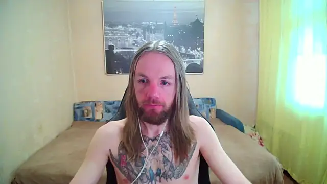 Snapshot of AdamDickens chatting on 07-18-26, 01:21 AdamDickens online show from 07-18-26, 01:21