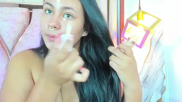 Snapshot of SamaelAndLilitt chatting on 11-05-25, 11:43 SamaelAndLilitt online show from 11-05-25, 11:43