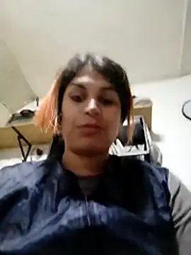 Snapshot of Marie_Swift chatting on 02-10-26, 03:43 Marie Swift online show from 02-10-26, 03:43