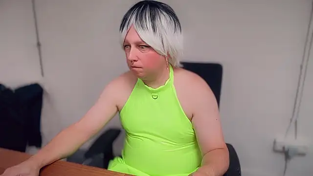 ElizaAndrea online show from 09-24-25, 03:15