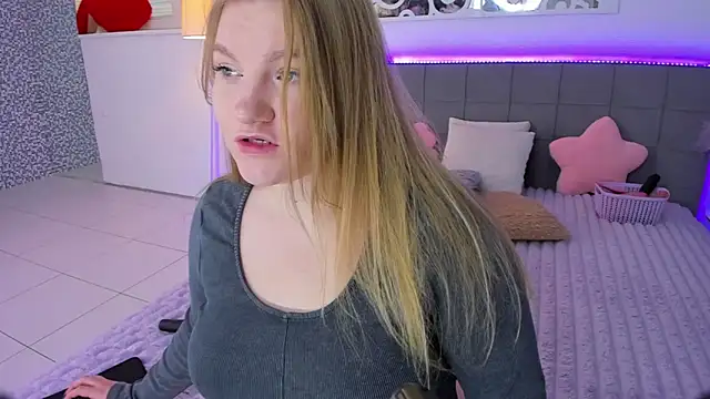 AshleyJoness online show from 12-04-25, 06:01