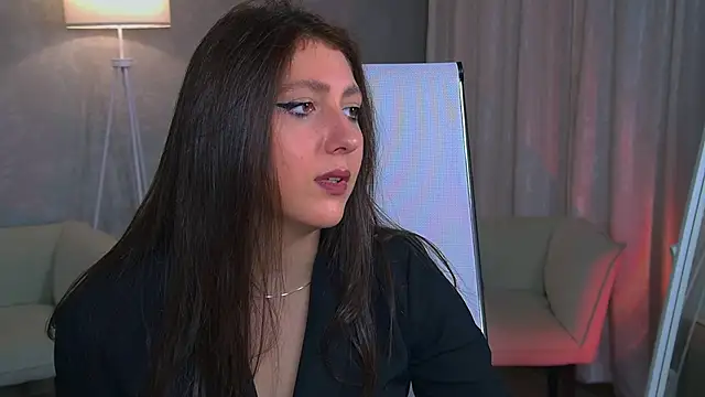 Snapshot of Mary_Miiller chatting on 10-24-25, 10:00 Mary Miiller online show from 10-24-25, 10:00