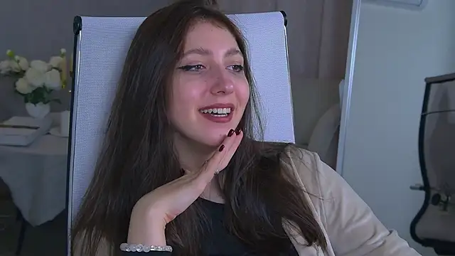 Snapshot of Mary_Miiller chatting on 11-10-25, 05:50 Mary Miiller online show from 11-10-25, 05:50